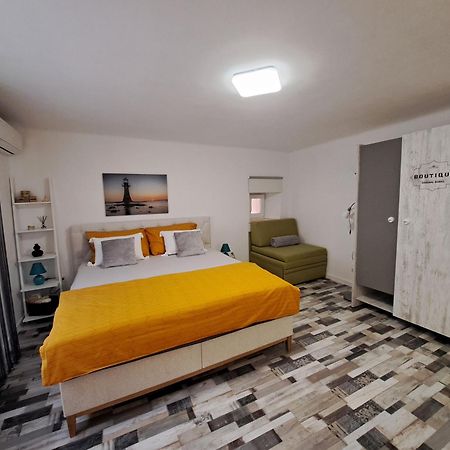 Kuca Za Odmor Eni **** Villa Sibenik Ngoại thất bức ảnh