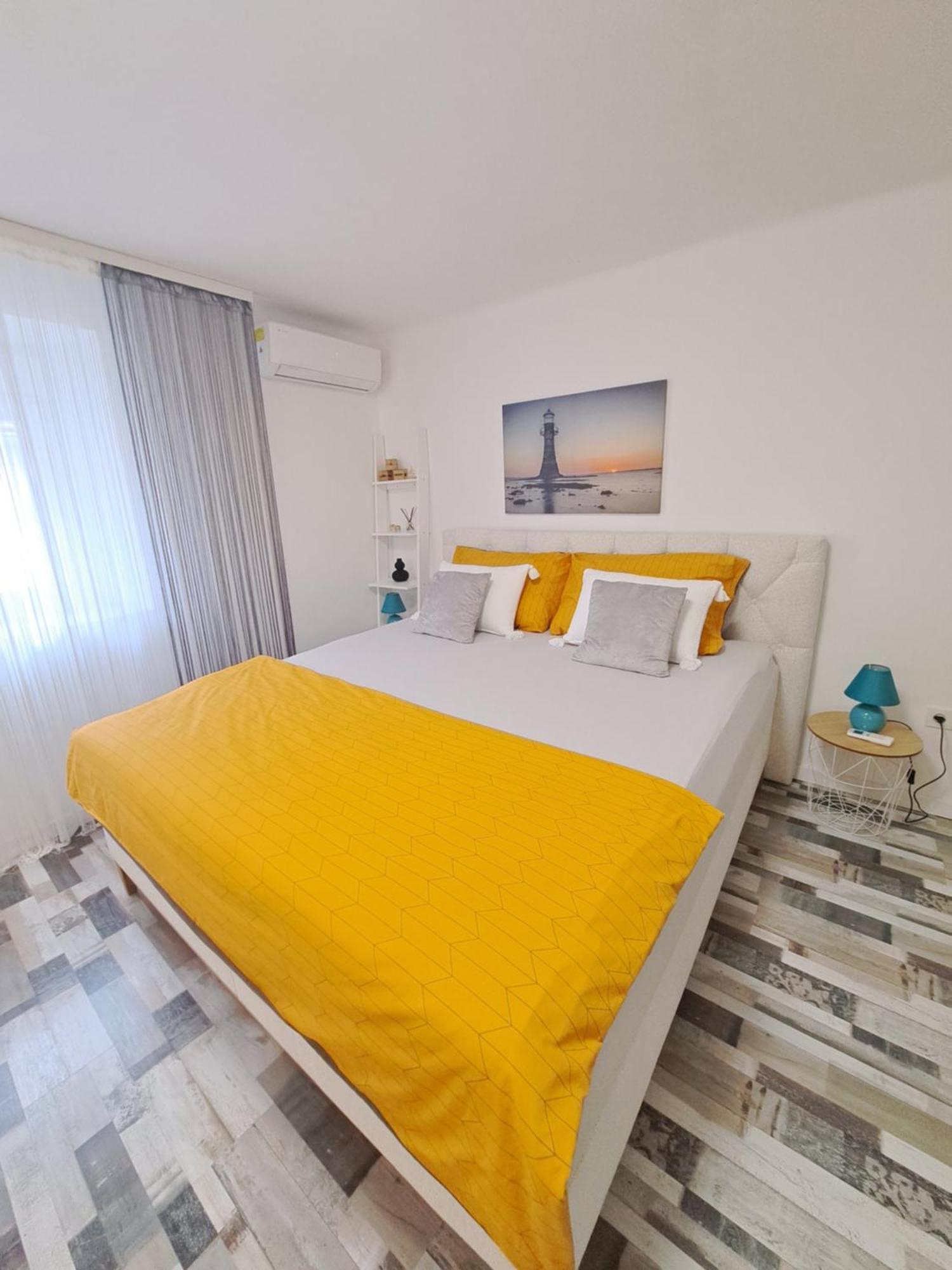 Kuca Za Odmor Eni **** Villa Sibenik Ngoại thất bức ảnh