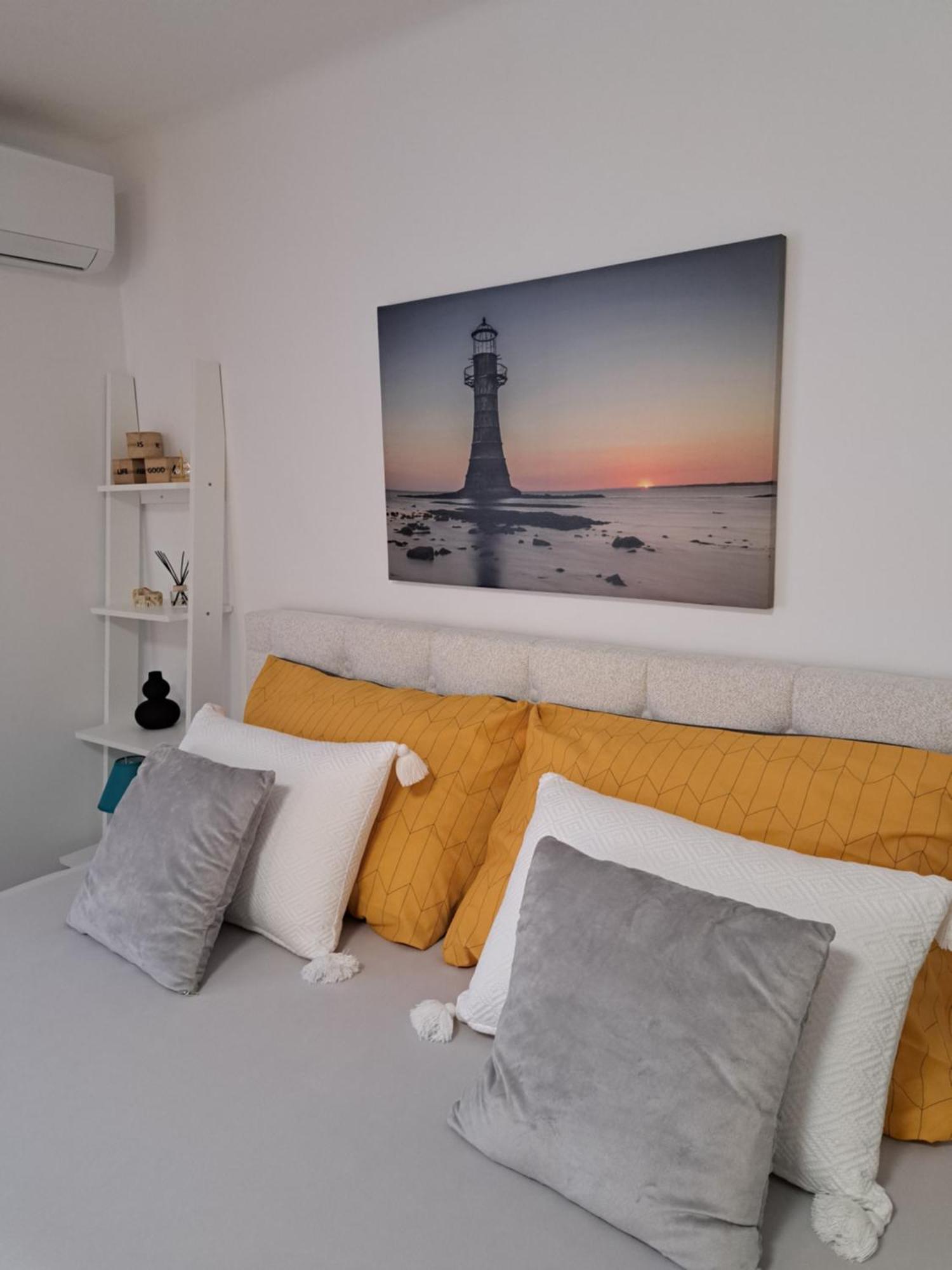 Kuca Za Odmor Eni **** Villa Sibenik Ngoại thất bức ảnh