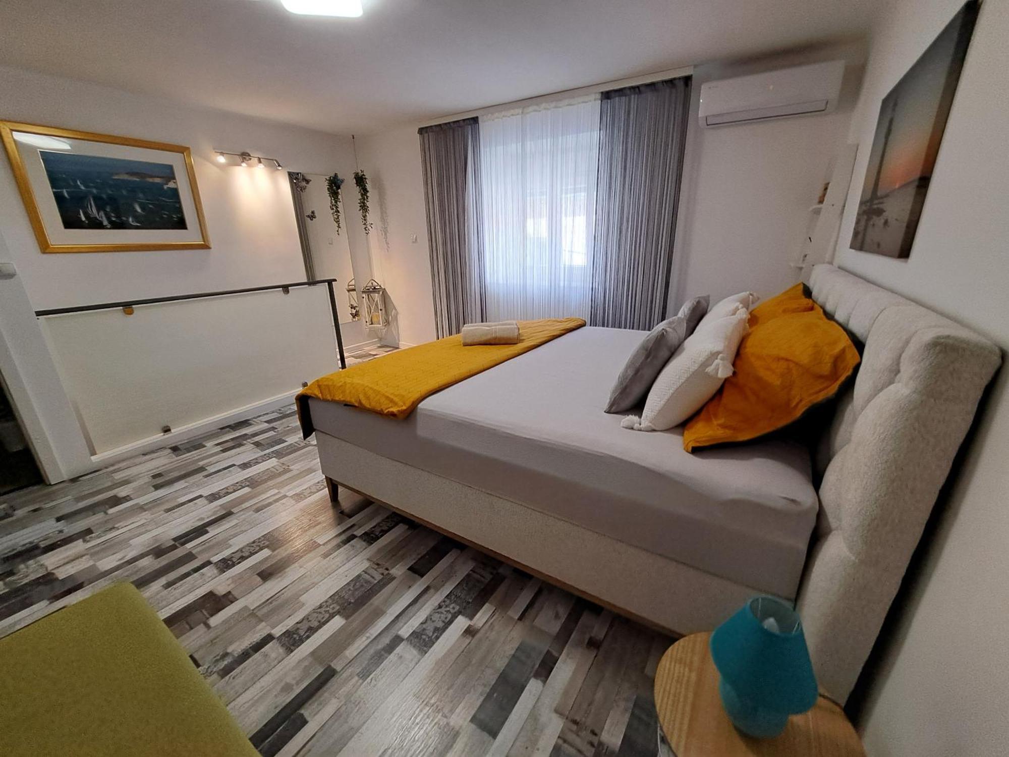 Kuca Za Odmor Eni **** Villa Sibenik Ngoại thất bức ảnh