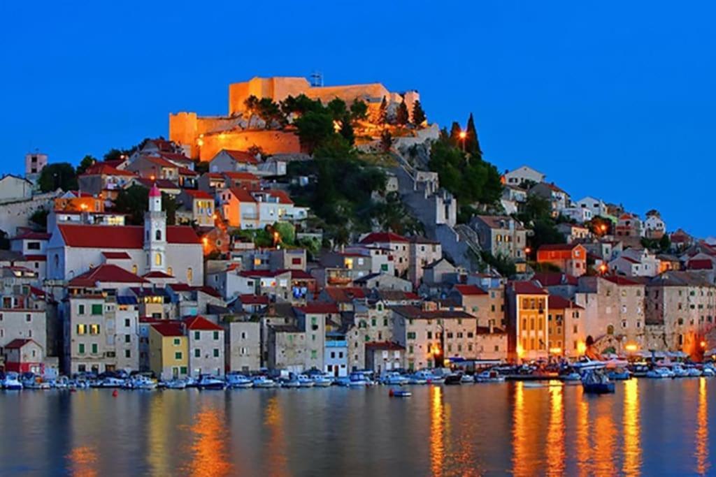 Kuca Za Odmor Eni **** Villa Sibenik Ngoại thất bức ảnh